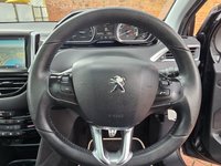 USED 2014 64 PEUGEOT 208 1.2 ROLAND GARROS 5d 82 BHP PEUGEOT 208 1.2 ROLAND GARROS 5d 82 BHP