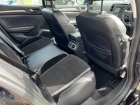 USED 2017 17 RENAULT MEGANE 1.5 DYNAMIQUE NAV DCI 5d 110 BHP 
