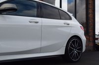 USED 2020 70 BMW 1 SERIES 2.0 M135I XDRIVE 5d 302 BHP H&K / PRO PACK / 19" ALLOYS