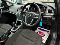 USED 2015 15 VAUXHALL ASTRA 1.2 DESIGN CDTI ECOFLEX 5d 95 BHP 