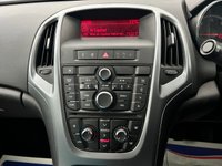 USED 2015 15 VAUXHALL ASTRA 1.2 DESIGN CDTI ECOFLEX 5d 95 BHP 