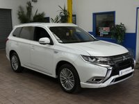 USED 2020 69 MITSUBISHI OUTLANDER 2.4 PHEV EXCEED SAFETY 5d 222 BHP SAT NAV LEATHER HEATED SEATS PARKING SENSORS 1 OWNER SERVICE HISTORY MITSUBISHI WARRANTY TILL JAN 2025