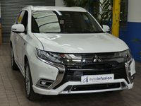 USED 2020 69 MITSUBISHI OUTLANDER 2.4 PHEV EXCEED SAFETY 5d 222 BHP SAT NAV LEATHER HEATED SEATS PARKING SENSORS 1 OWNER SERVICE HISTORY MITSUBISHI WARRANTY TILL JAN 2025