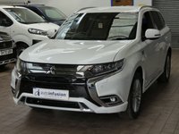 USED 2020 69 MITSUBISHI OUTLANDER 2.4 PHEV EXCEED SAFETY 5d 222 BHP SAT NAV LEATHER HEATED SEATS PARKING SENSORS 1 OWNER SERVICE HISTORY MITSUBISHI WARRANTY TILL JAN 2025