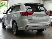 USED 2020 69 MITSUBISHI OUTLANDER 2.4 PHEV EXCEED SAFETY 5d 222 BHP SAT NAV LEATHER HEATED SEATS PARKING SENSORS 1 OWNER SERVICE HISTORY MITSUBISHI WARRANTY TILL JAN 2025