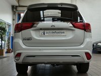 USED 2020 69 MITSUBISHI OUTLANDER 2.4 PHEV EXCEED SAFETY 5d 222 BHP SAT NAV LEATHER HEATED SEATS PARKING SENSORS 1 OWNER SERVICE HISTORY MITSUBISHI WARRANTY TILL JAN 2025