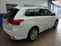 USED 2020 69 MITSUBISHI OUTLANDER 2.4 PHEV EXCEED SAFETY 5d 222 BHP SAT NAV LEATHER HEATED SEATS PARKING SENSORS 1 OWNER SERVICE HISTORY MITSUBISHI WARRANTY TILL JAN 2025