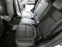 USED 2020 69 MITSUBISHI OUTLANDER 2.4 PHEV EXCEED SAFETY 5d 222 BHP SAT NAV LEATHER HEATED SEATS PARKING SENSORS 1 OWNER SERVICE HISTORY MITSUBISHI WARRANTY TILL JAN 2025