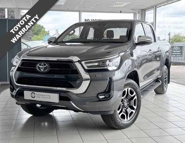 2022 22 Toyota HI-Lux 2.8 INVINCIBLE 4WD D-4D DCB 202 BHP ROLLER HARD TOP 