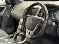 USED 2015 65 VOLVO XC60 2.4 D5 R-DESIGN LUX NAV AWD 5d 217 BHP R - Design