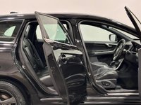 USED 2015 65 VOLVO XC60 2.4 D5 R-DESIGN LUX NAV AWD 5d 217 BHP R - Design