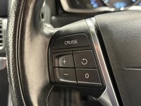 USED 2015 65 VOLVO XC60 2.4 D5 R-DESIGN LUX NAV AWD 5d 217 BHP R - Design