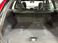 USED 2015 65 VOLVO XC60 2.4 D5 R-DESIGN LUX NAV AWD 5d 217 BHP R - Design