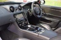 USED 2015 15 JAGUAR XJ 3.0 D V6 PORTFOLIO 4d AUTO 275 BHP SALOON