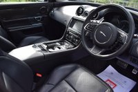 USED 2015 15 JAGUAR XJ 3.0 D V6 PORTFOLIO 4d AUTO 275 BHP SALOON