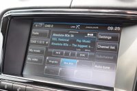 USED 2015 15 JAGUAR XJ 3.0 D V6 PORTFOLIO 4d AUTO 275 BHP SALOON