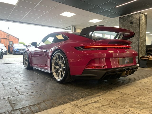 USED 2022 22 PORSCHE 911 4.0 GT3 PDK 2d 503 BHP FRONT AXLE LIFT | CERAMIC BRAKES