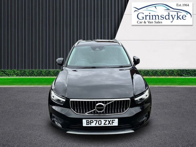 View our VOLVO XC40