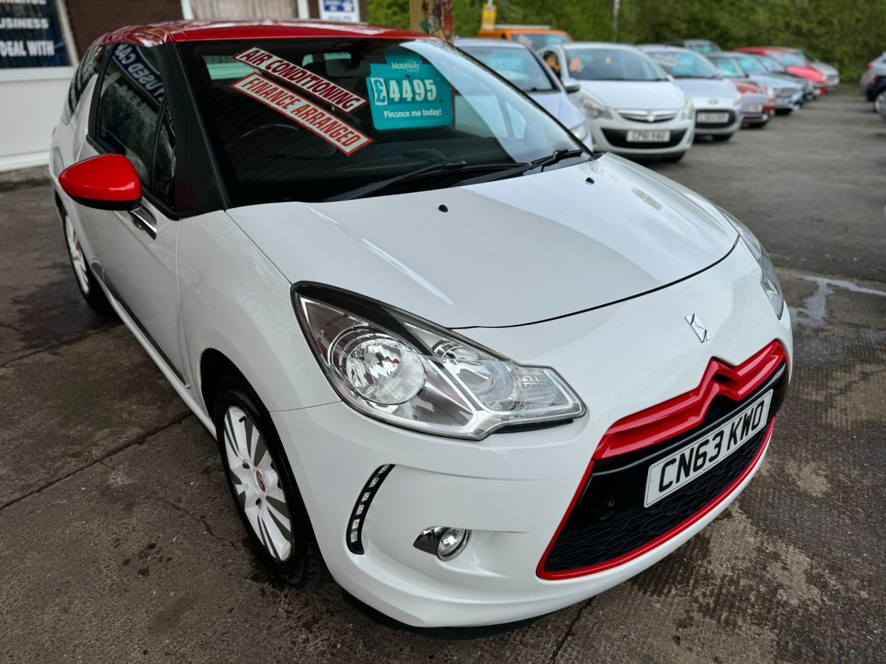 2013 CITROEN DS 3 1.6 DSTYLE RED 3d 120 BHP ** PETROL.......5 SPEED.......LOW MILEAGE YES ONLY 77 047 MILES........SERVICE HISTORY......ï