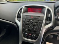 USED 2015 15 VAUXHALL ASTRA 1.4 EXCITE 5d 98 BHP 