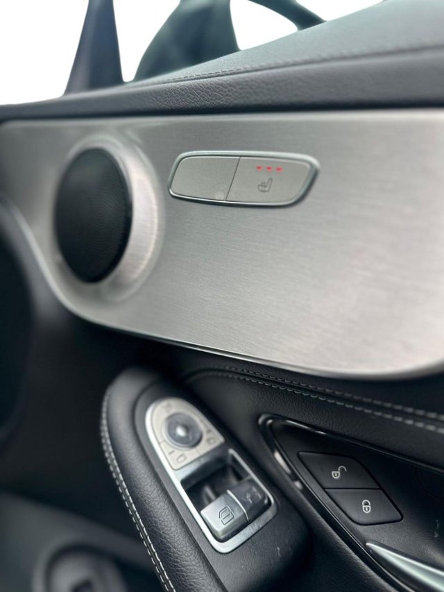 2021 Mercedes-Benz C-CLASS - Photo 11