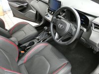 USED 2021 21 TOYOTA COROLLA 2.0 EXCEL 5d 181 BHP SAT NAV HEATED LEATHER REAR CAMERA PARKING SENSORS 1 OWNER SERVICE HISTORY TOYOTA WARRANTY TILL MARCH 2031