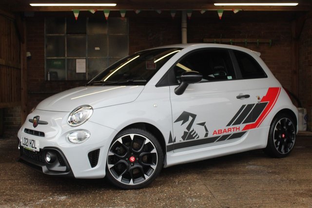 2021 21 Abarth 500 1.4 595 COMPETIZIONE 3d 177 BHP
