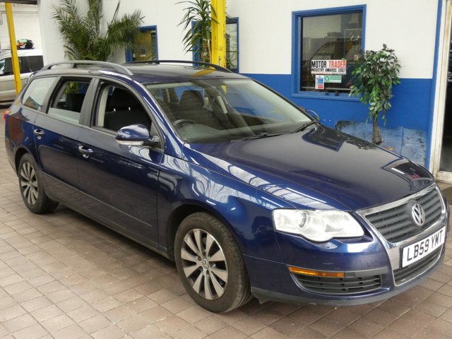 2010 59 Volkswagen Passat 1.6 BLUEMOTION TDI 5d 103 BHP