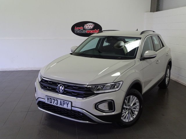 2023 73 Volkswagen T-Roc 1.0 LIFE TSI 5d 109 BHP