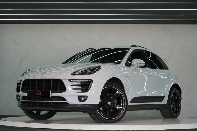 2017 17 Porsche Macan 2.0 PDK 5d 248 BHP