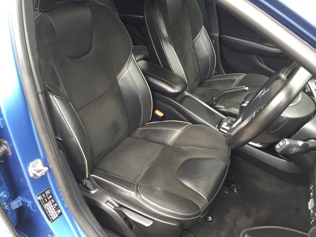 USED 2016 16 VOLVO V40 2.0 D2 R-DESIGN NAV 5d 118 BHP R DESIGN 69000 MILES