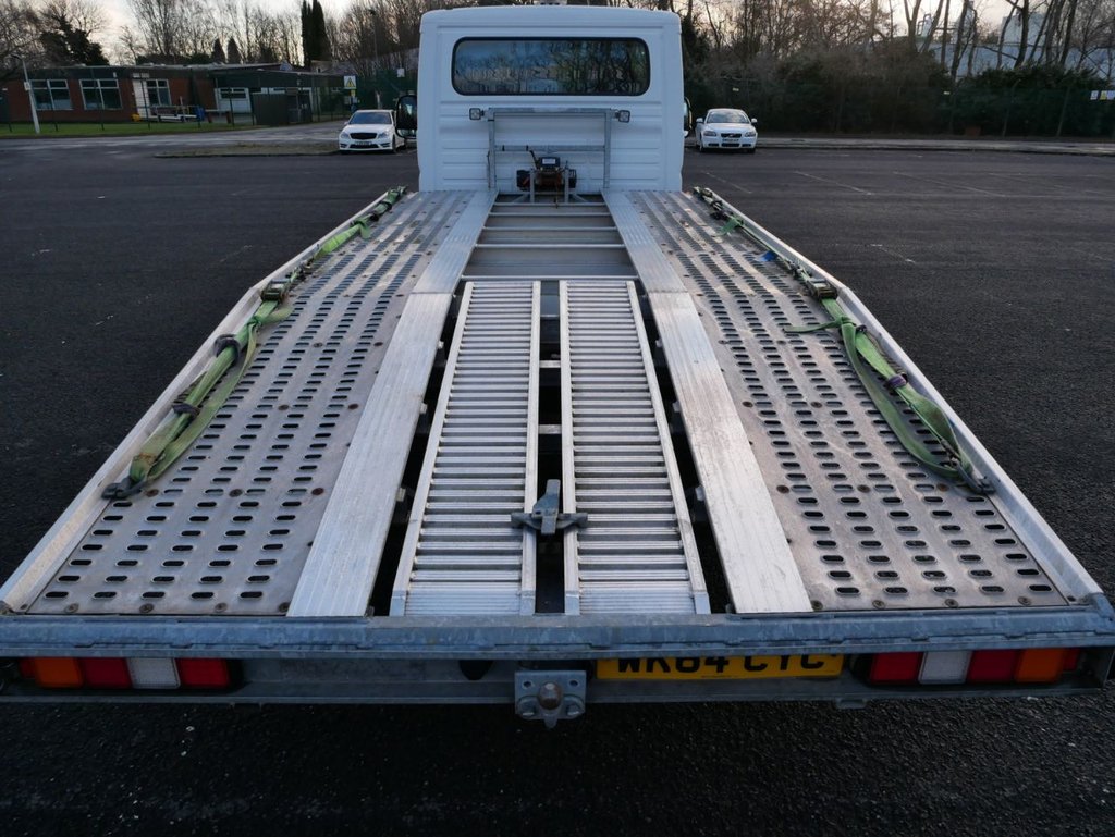 USED 2015 64 PEUGEOT BOXER 3.0 HDI 335 L3 C/C 180 BHP 2 KEYS, BLUETOOTH, SAT NAV