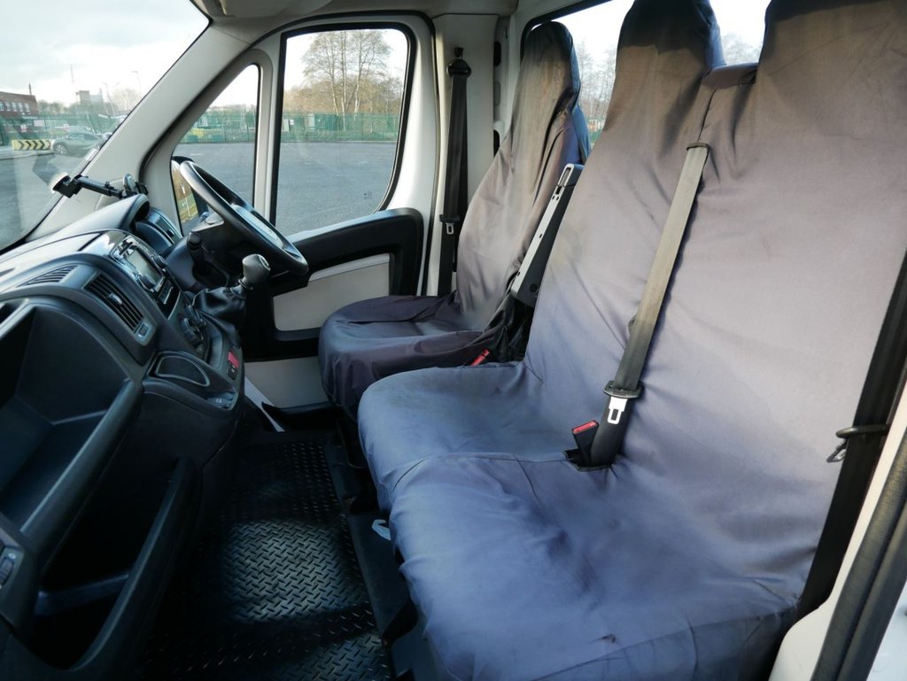 USED 2015 64 PEUGEOT BOXER 3.0 HDI 335 L3 C/C 180 BHP 2 KEYS, BLUETOOTH, SAT NAV
