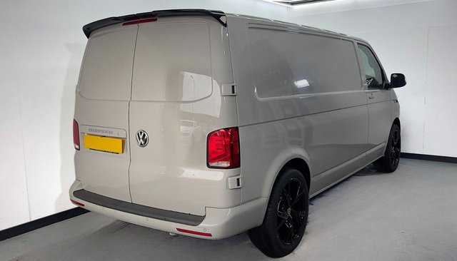 2020 VOLKSWAGEN TRANSPORTER - Photo 2