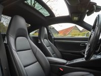 USED 2017 67 PORSCHE 911 3.0 CARRERA 4S PDK 2d 414 BHP CHRONO, BOSE, GLASS ROOF, 14 WAY SEATS, REAR AXLE STEER, PASM, CRUISE, SPORTS EXHAUST, FULL PORSCHE SERVICE HISTORY, 24 MONTH WARRANTY.