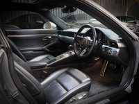 USED 2017 67 PORSCHE 911 3.0 CARRERA 4S PDK 2d 414 BHP CHRONO, BOSE, GLASS ROOF, 14 WAY SEATS, REAR AXLE STEER, PASM, CRUISE, SPORTS EXHAUST, FULL PORSCHE SERVICE HISTORY, 24 MONTH WARRANTY.