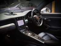 USED 2017 67 PORSCHE 911 3.0 CARRERA 4S PDK 2d 414 BHP CHRONO, BOSE, GLASS ROOF, 14 WAY SEATS, REAR AXLE STEER, PASM, CRUISE, SPORTS EXHAUST, FULL PORSCHE SERVICE HISTORY, 24 MONTH WARRANTY.