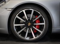 USED 2017 67 PORSCHE 911 3.0 CARRERA 4S PDK 2d 414 BHP CHRONO, BOSE, GLASS ROOF, 14 WAY SEATS, REAR AXLE STEER, PASM, CRUISE, SPORTS EXHAUST, FULL PORSCHE SERVICE HISTORY, 24 MONTH WARRANTY.