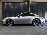 USED 2017 67 PORSCHE 911 3.0 CARRERA 4S PDK 2d 414 BHP CHRONO, BOSE, GLASS ROOF, 14 WAY SEATS, REAR AXLE STEER, PASM, CRUISE, SPORTS EXHAUST, FULL PORSCHE SERVICE HISTORY, 24 MONTH WARRANTY.
