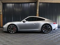 USED 2017 67 PORSCHE 911 3.0 CARRERA 4S PDK 2d 414 BHP CHRONO, BOSE, GLASS ROOF, 14 WAY SEATS, REAR AXLE STEER, PASM, CRUISE, SPORTS EXHAUST, FULL PORSCHE SERVICE HISTORY, 24 MONTH WARRANTY.