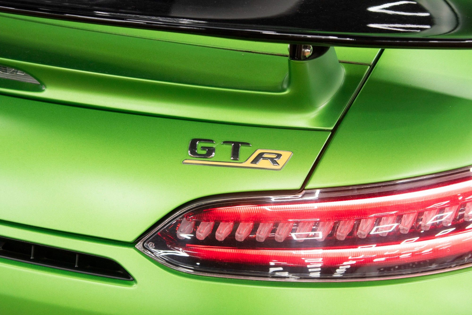 USED 2020 MERCEDES-BENZ GT 4.0 AMG GT R PREMIUM  