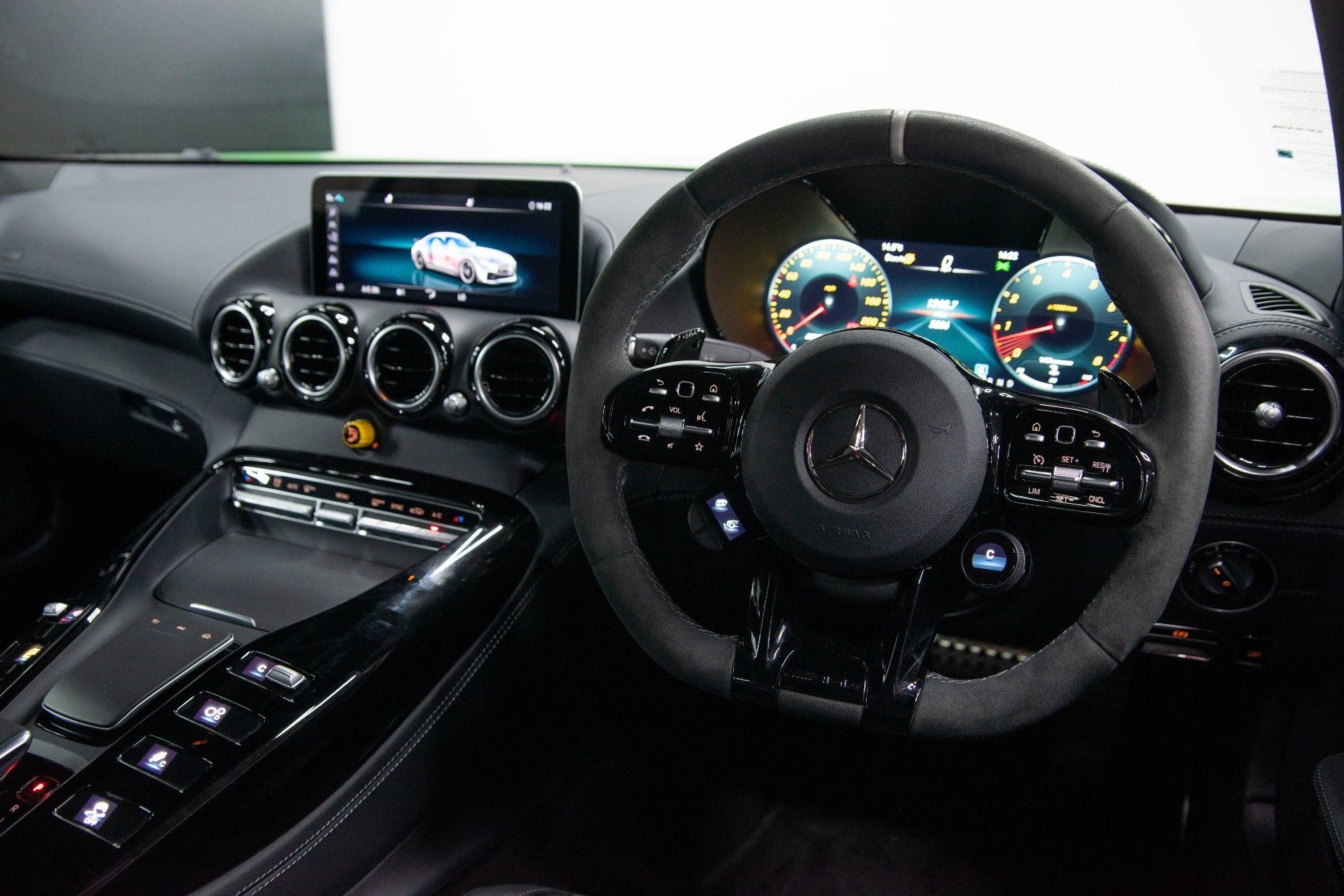 USED 2020 MERCEDES-BENZ GT 4.0 AMG GT R PREMIUM  