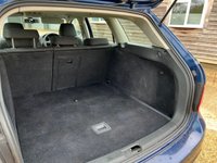 USED 2011 11 VOLKSWAGEN GOLF 1.6 SE TDI DSG 5d 103 BHP Estate Tow Bar Parking Sensors