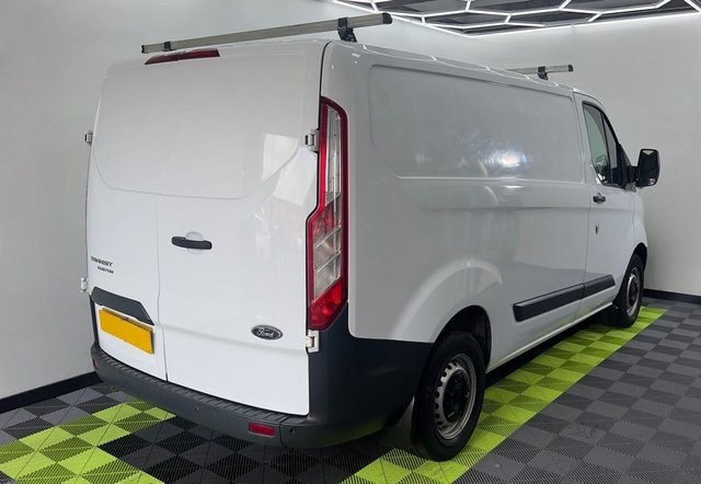 2015 FORD TRANSIT CUSTOM - Photo 2