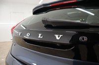 USED 2018 67 VOLVO V40 1.5 T3 INSCRIPTION 5d 150 BHP WITH FIXED PANORAMIC SUNROOF AND REVERSING CAMERA THIS HAS THOSE USEFUL EXTRAS