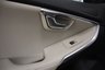 USED 2018 67 VOLVO V40 1.5 T3 INSCRIPTION 5d 150 BHP WITH FIXED PANORAMIC SUNROOF AND REVERSING CAMERA THIS HAS THOSE USEFUL EXTRAS