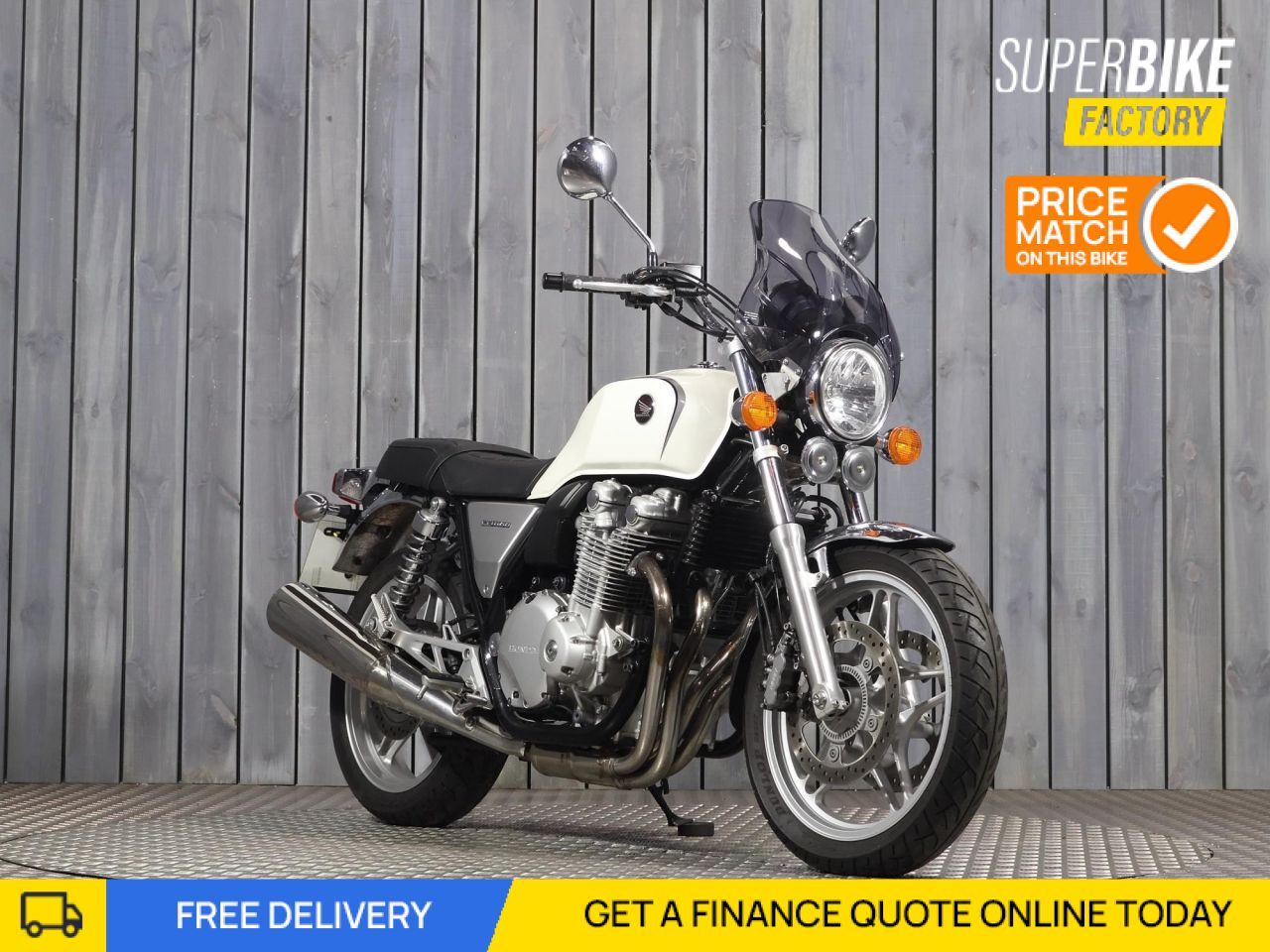 2013 HONDA CB1100 WHITE with 6912 miles - Used Motorbikes