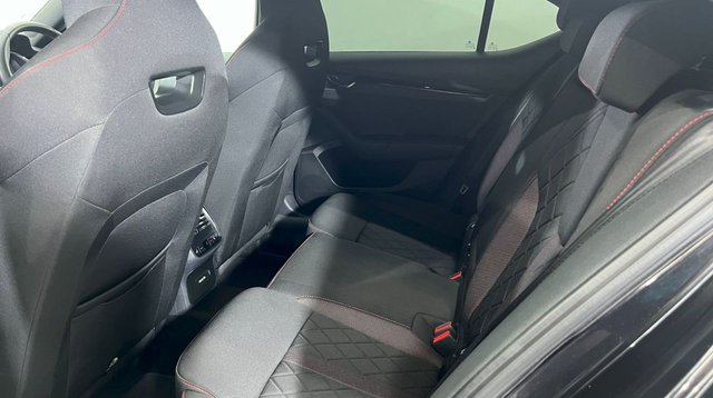 2023 SKODA OCTAVIA - Photo 10