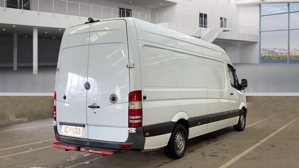 2017 Mercedes-Benz SPRINTER - Photo 2