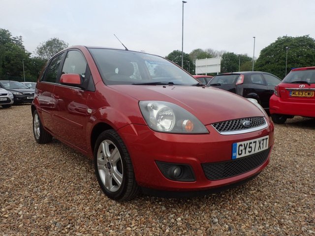2007 FORD FIESTA 1.4 ZETEC CLIMATE 16V 5d 80 BHP - Photo 2
